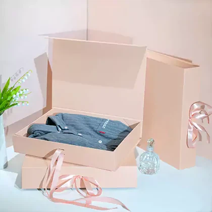 Розкішні упаковки для одягу